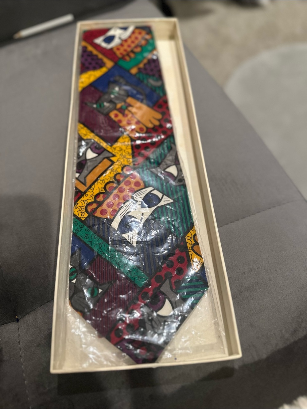 Romero Britto. ‘Cats’ tie